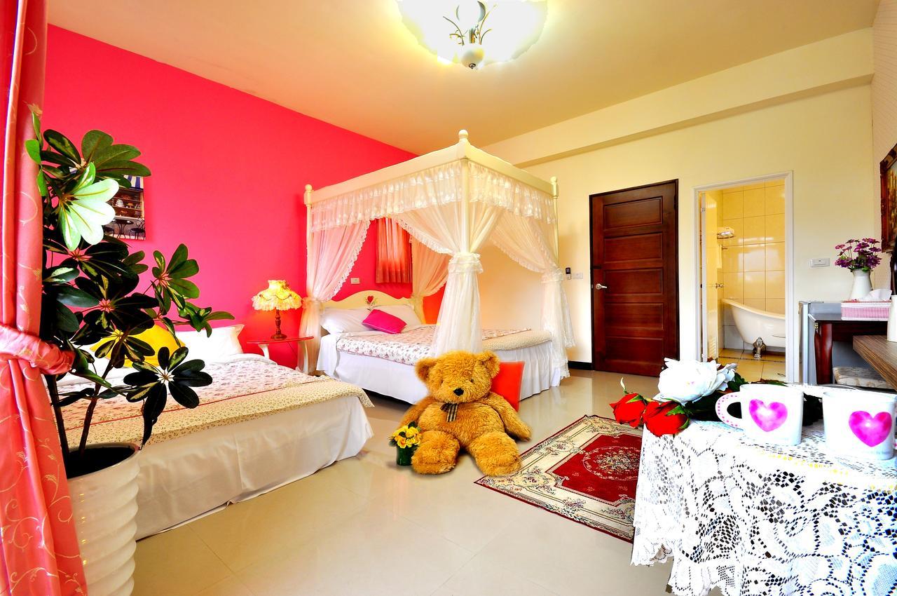 Happy Orange Homestay Yilan Exterior photo